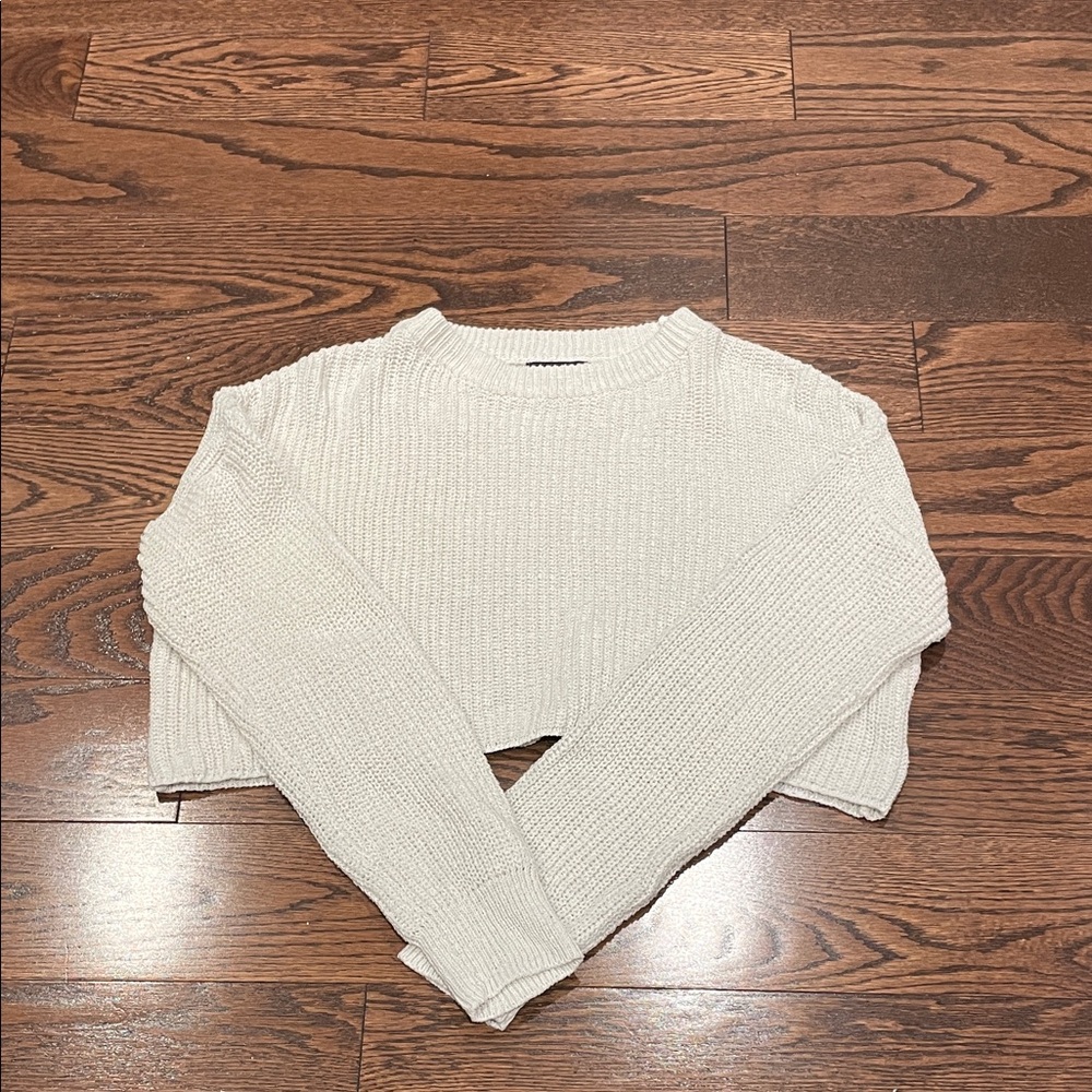 PrettyLittleThing Cream Crop Top